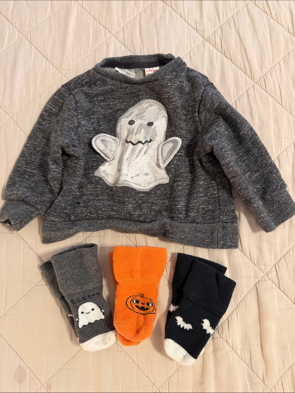 Kids Halloween Ghost Sweatshirt and Socks Set - Gray & Orange